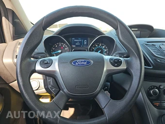 2015 Ford Escape S – miniatura 10