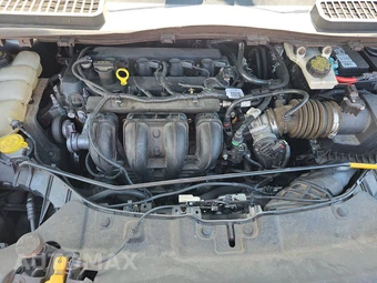 2015 Ford Escape S – miniatura 15