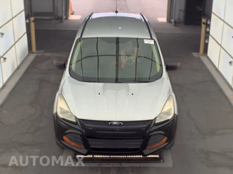 2015 Ford Escape S – miniatura 2