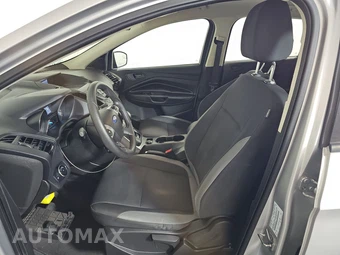 2015 Ford Escape S – miniatura 7
