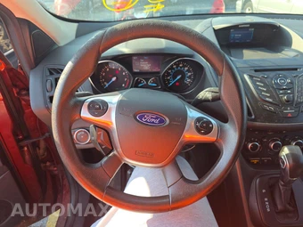 2015 Ford Escape S – miniatura 10