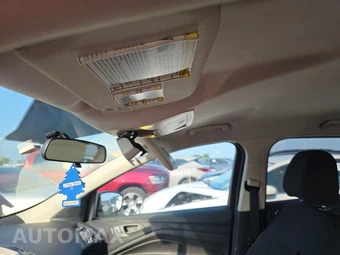 2015 Ford Escape S – miniatura 20