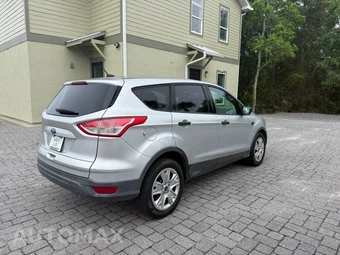 2015 Ford Escape S - miniatura 5
