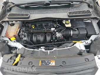 2015 Ford Escape S – miniatura 15
