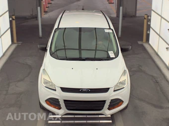 2015 Ford Escape S – miniatura 2