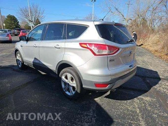 2015 Ford Escape SE – miniatura 2