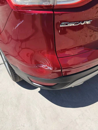 2015 Ford Escape SE – miniatura 24