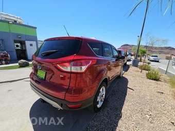 2015 Ford Escape SE – miniatura 3
