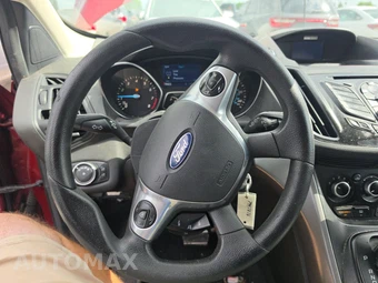 2015 Ford Escape SE – miniatura 10
