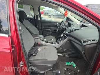 2015 Ford Escape SE – miniatura 8