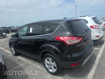 2015 Ford Escape SE – miniatura 6