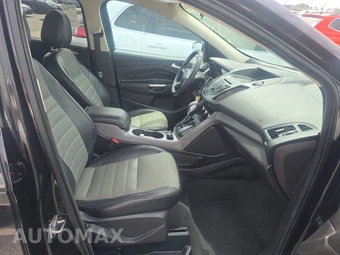 2015 Ford Escape SE – miniatura 8
