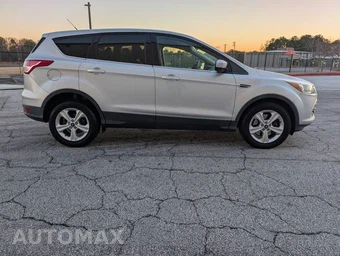 2015 Ford Escape SE - miniatura 5