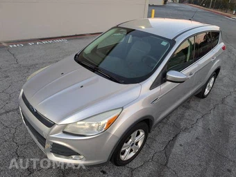 2015 Ford Escape SE - miniatura 8
