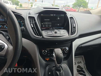 2015 Ford Escape SE – miniatura 7