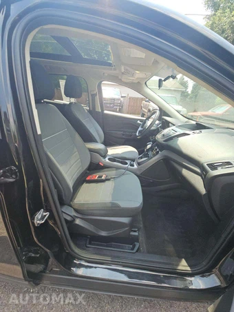 2015 Ford Escape SE – miniatura 15