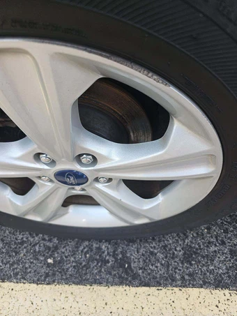 2015 Ford Escape SE – miniatura 29