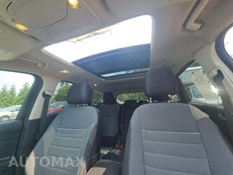 2015 Ford Escape SE – miniatura 8