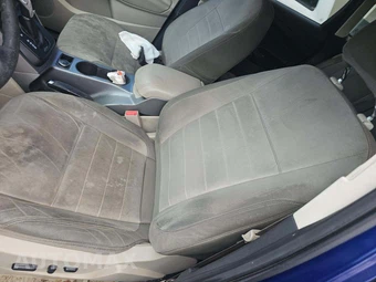 2015 Ford Escape SE – miniatura 6