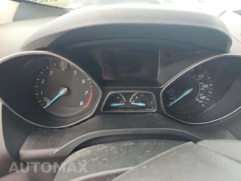 2015 Ford Escape SE – miniatura 9