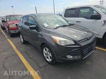 2015 Ford Escape SE – miniatura 3