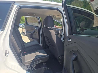 2015 Ford Escape SE – miniatura 13