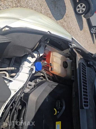 2015 Ford Escape SE – miniatura 19