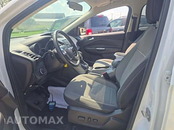 2015 Ford Escape SE – miniatura 3