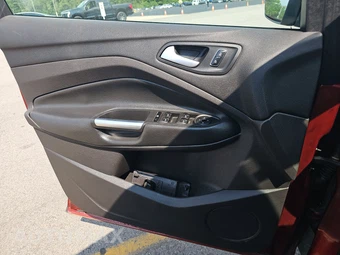 2015 Ford Escape SE - miniatura 9