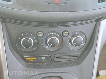 2015 Ford Escape SE - miniatura 24