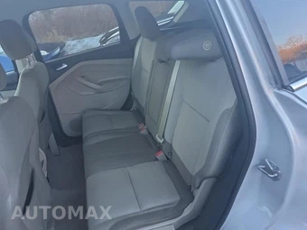 2015 Ford Escape SE – miniatura 16