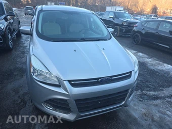 2015 Ford Escape SE – miniatura 2