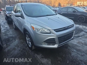 2015 Ford Escape SE – miniatura 3