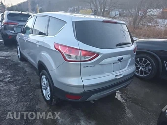 2015 Ford Escape SE – miniatura 6