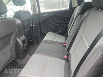 2015 Ford Escape SE – miniatura 13
