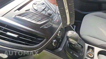 2015 Ford Escape SE – miniatura 21