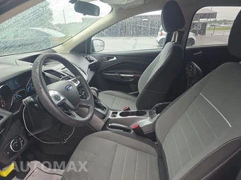 2015 Ford Escape SE – miniatura 7