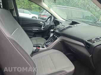 2015 Ford Escape SE – miniatura 8