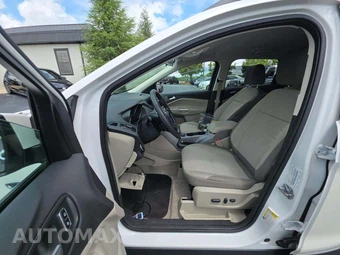 2015 Ford Escape SE – miniatura 6