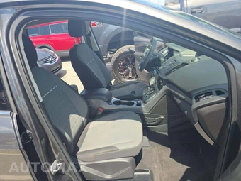 2015 Ford Escape SE - miniatura 18