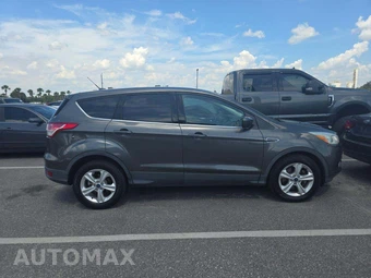 2015 Ford Escape SE - miniatura 4
