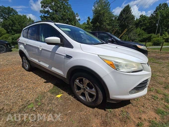 2015 Ford Escape SE – miniatura 4