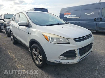 2015 Ford Escape SE - miniatura 3