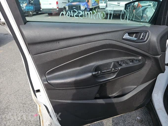 2015 Ford Escape SE - miniatura 9