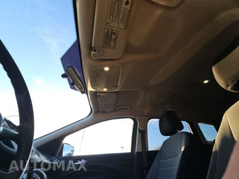 2015 Ford Escape SE – miniatura 18