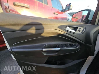 2015 Ford Escape SE – miniatura 9