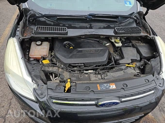 2015 Ford Escape SE – miniatura 15