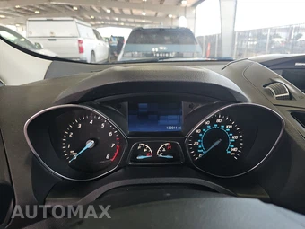 2015 Ford Escape SE – miniatura 18