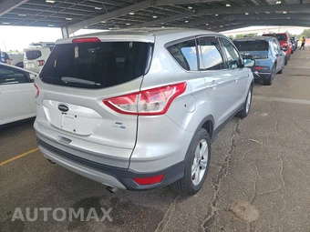 2015 Ford Escape SE – miniatura 5