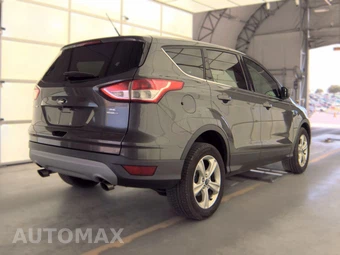 2015 Ford Escape SE – miniatura 4